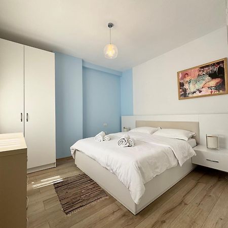 Apartment In The New Bazaar Of Tirana - Hana Blu מראה חיצוני תמונה