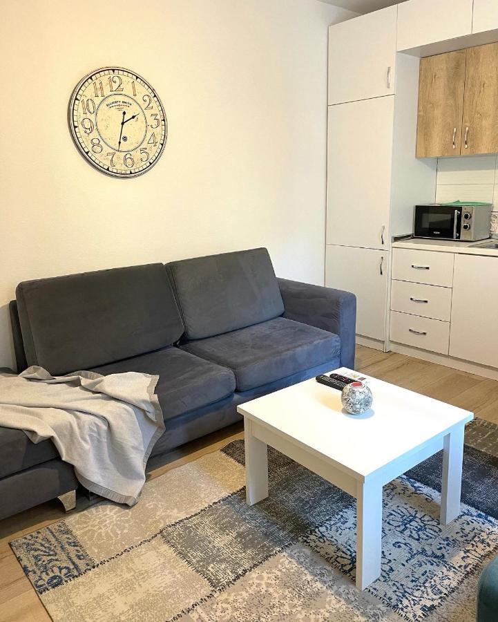 Apartment In The New Bazaar Of Tirana - Hana Blu מראה חיצוני תמונה