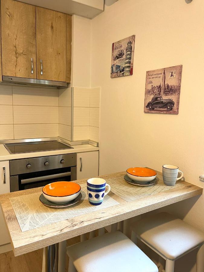 Apartment In The New Bazaar Of Tirana - Hana Blu מראה חיצוני תמונה